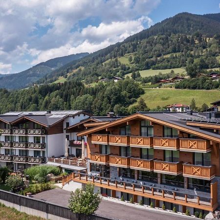 Klawunn Hotel & Apartement Kaprun Exterior foto