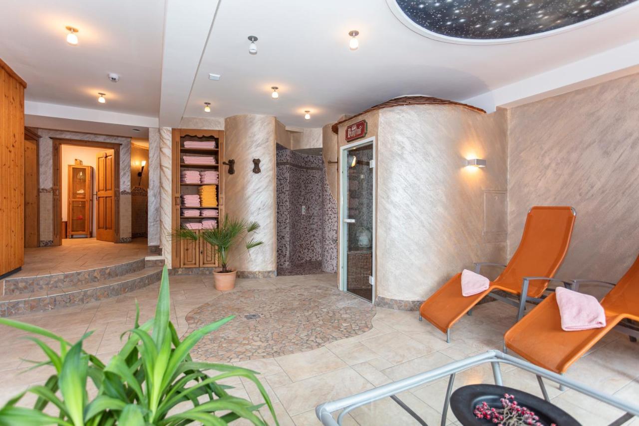 Klawunn Hotel & Apartement Kaprun Exterior foto